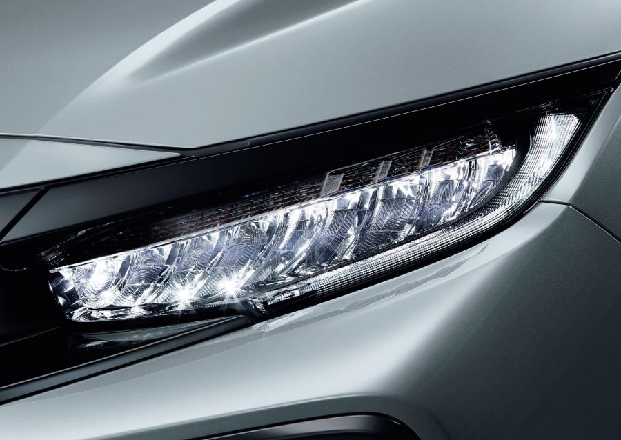Детали экстерьера Honda Civic Hatchback (FK) 2017 года  (JP) (фото 11 из 14)